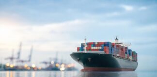 Massifier vos flux de marchandises grâce au transport maritime efficacement